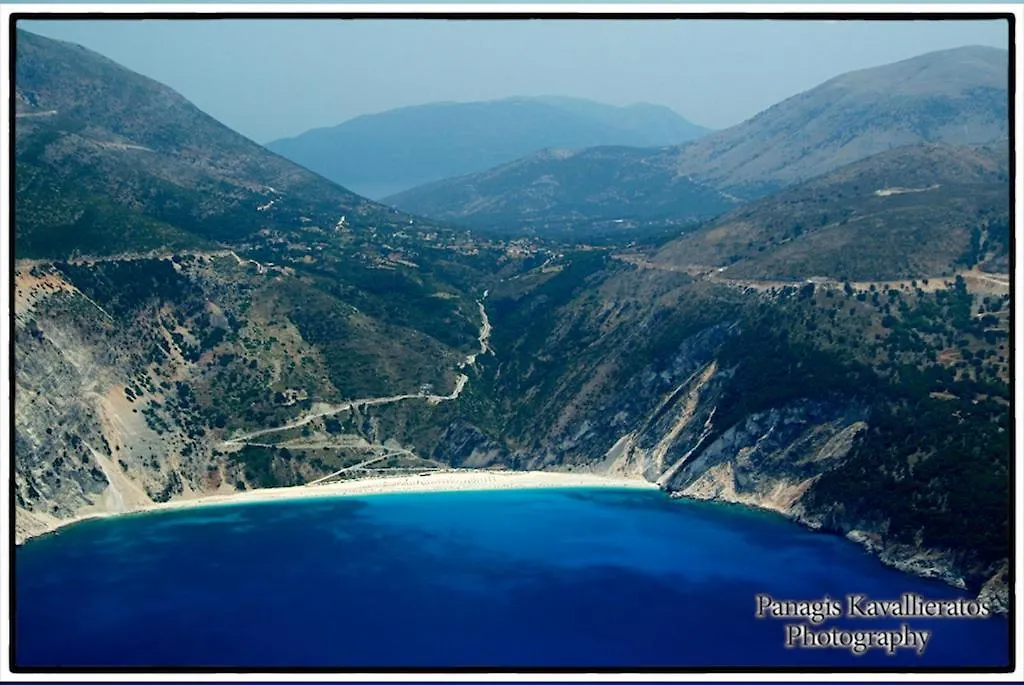 Faos Luxury Apartments 2 Agia Efimia